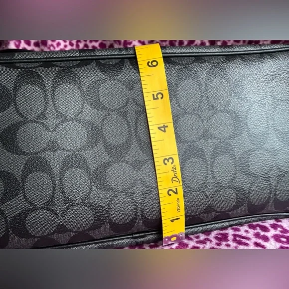 COACH Shoulder Bag,Coach Black Signature Shoulder Bag - Picture 12 of 16